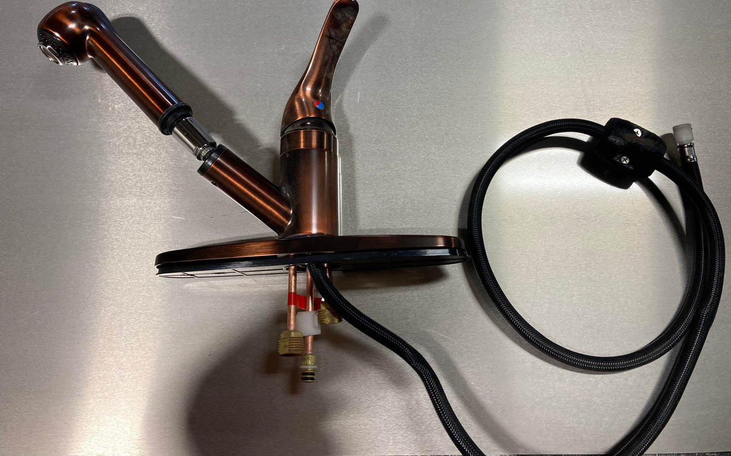 Bronze faucet with sprayer