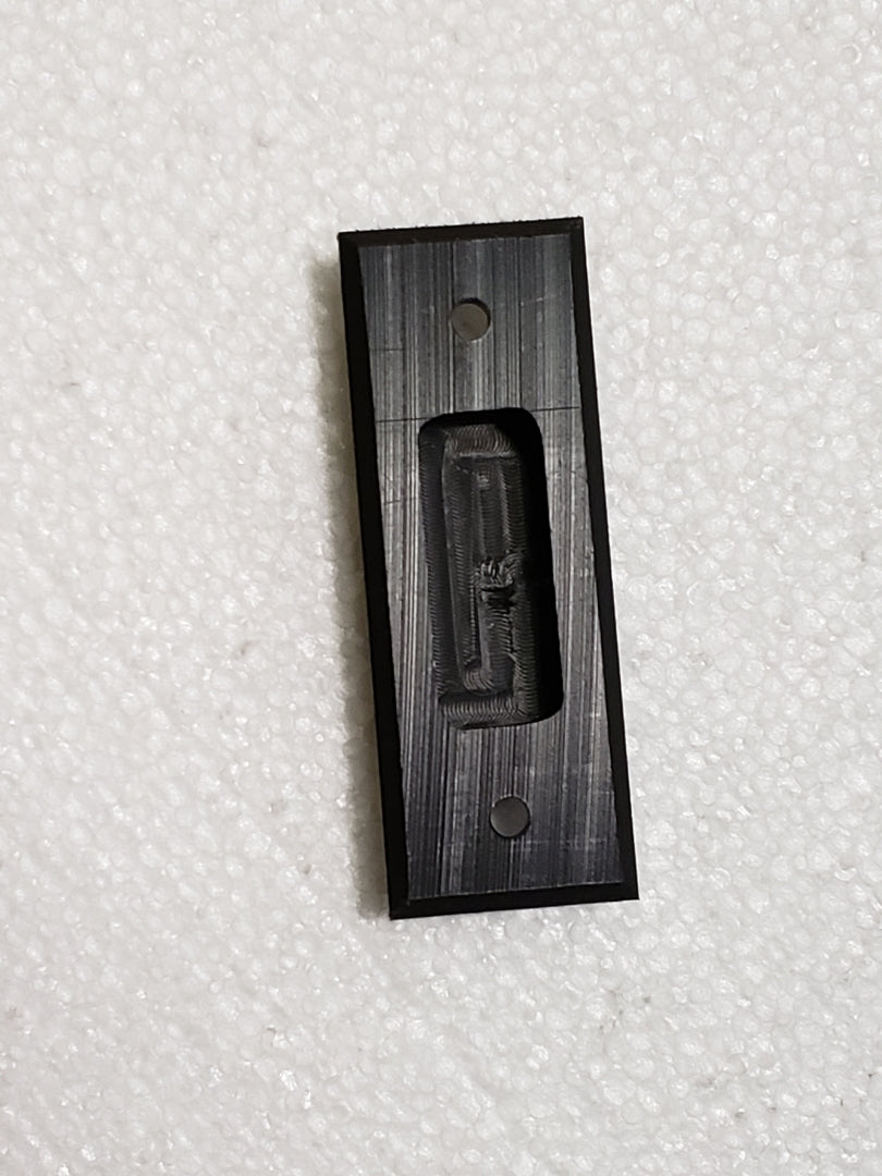 #690011 - Plastic Striker Plate