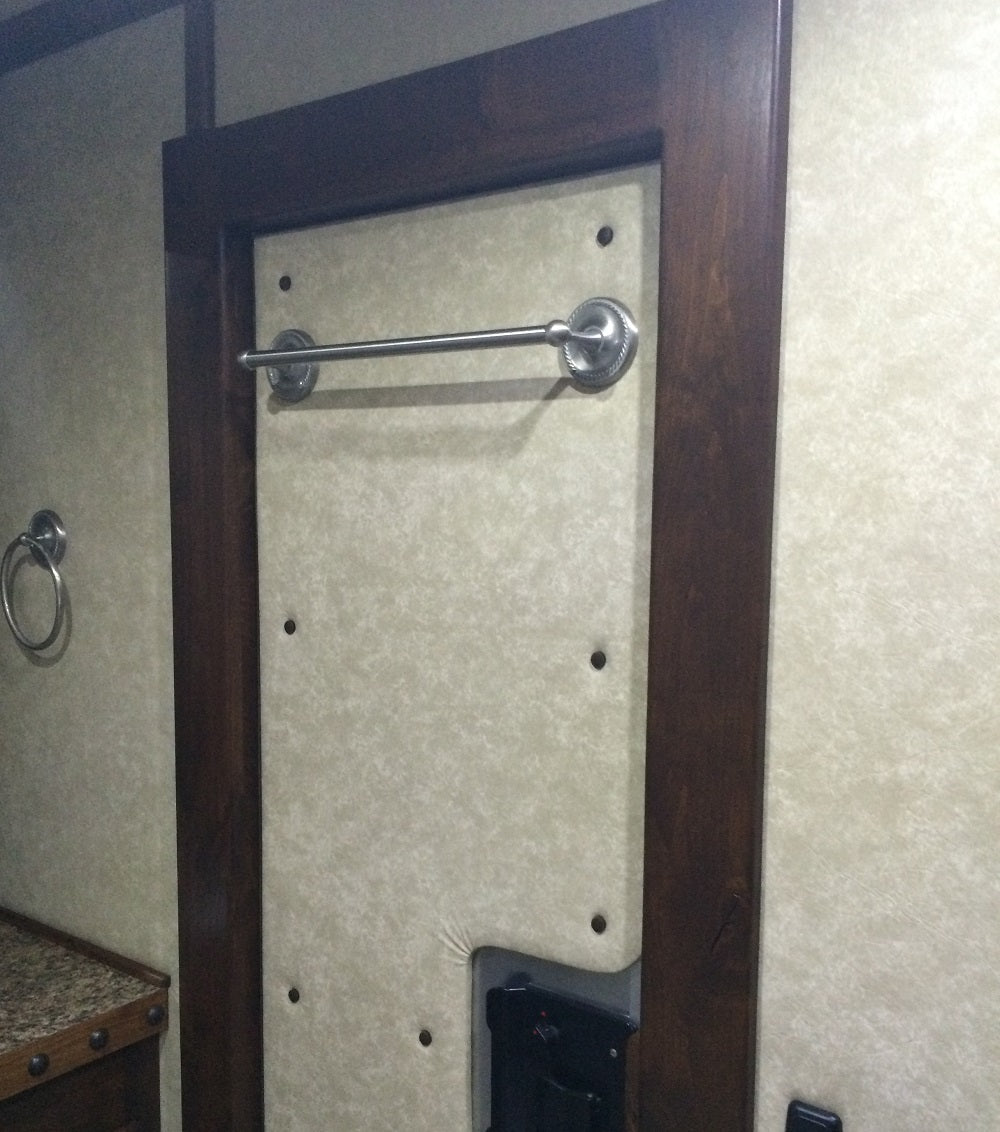 #634049 - Bath Towel Holder