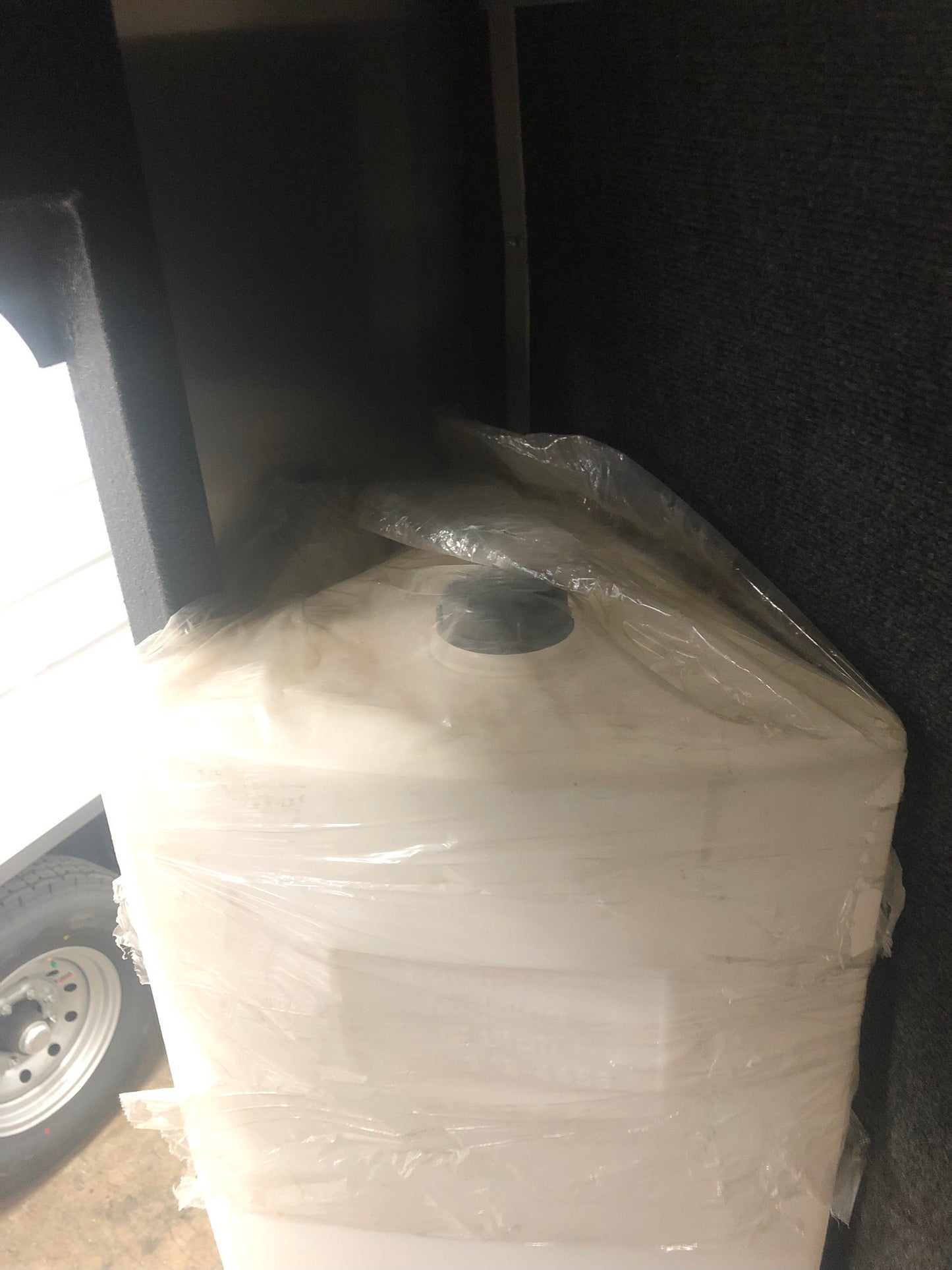 Fresh water tanks: Various sizes