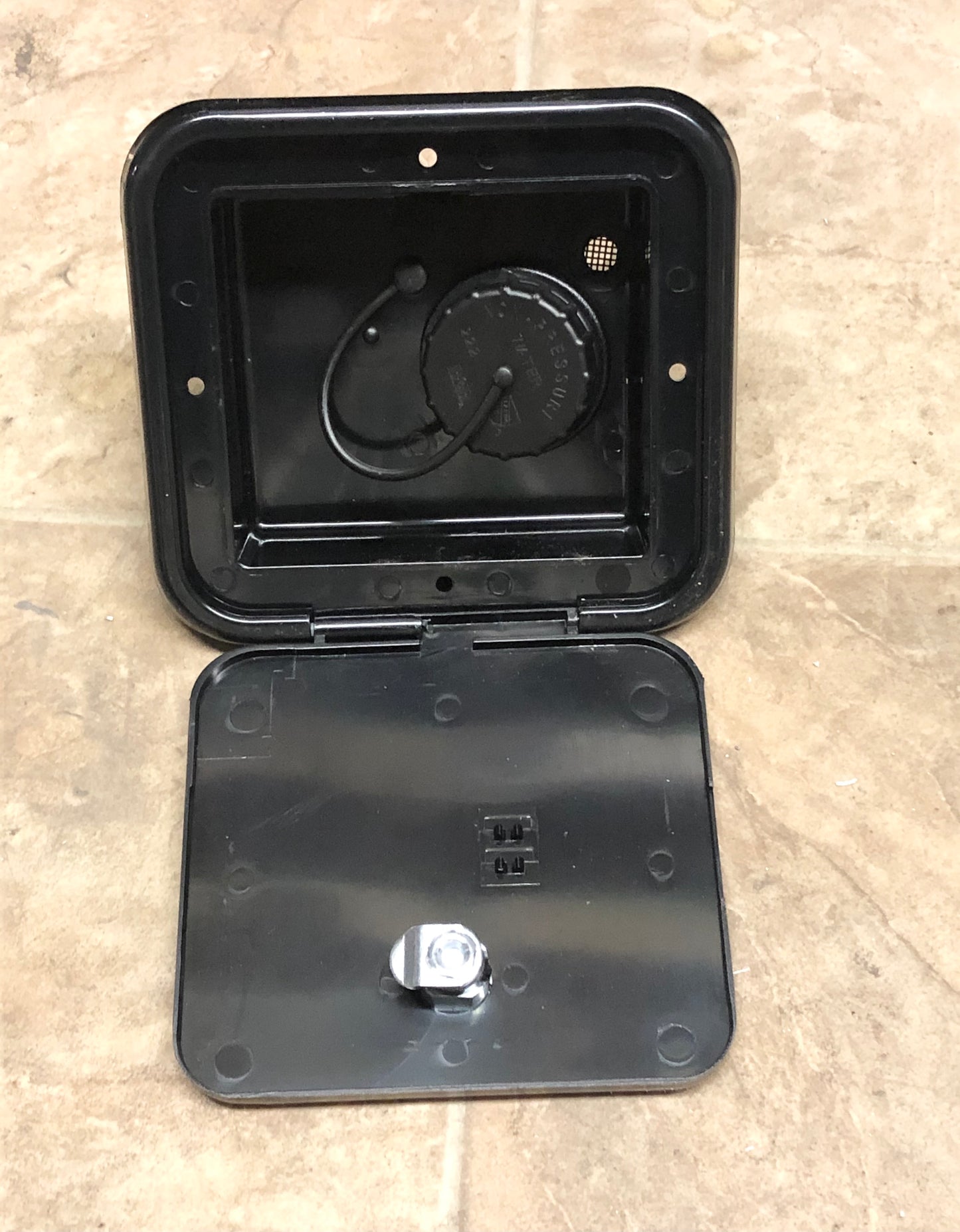 Living Quarter Fresh Water Fill Door