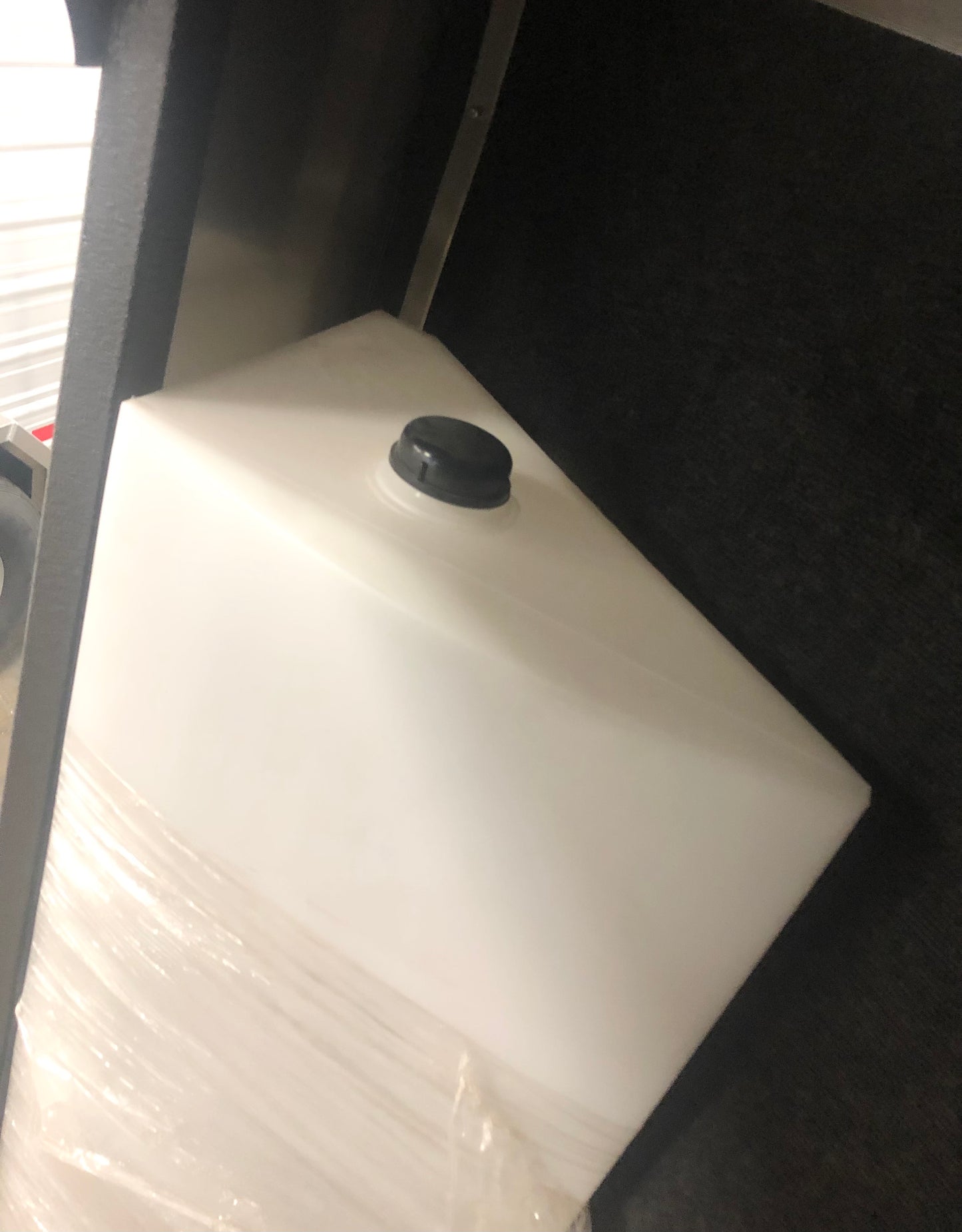 Fresh water tanks: Various sizes