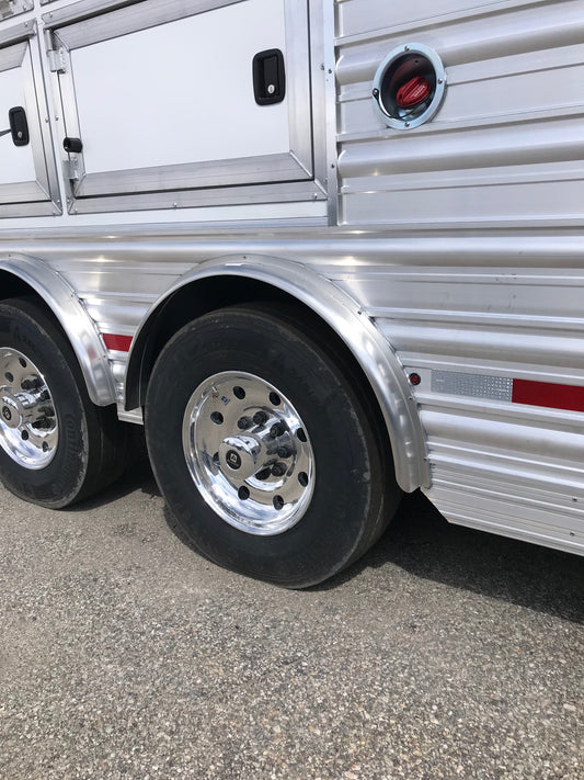 Fender Flare: Single axle