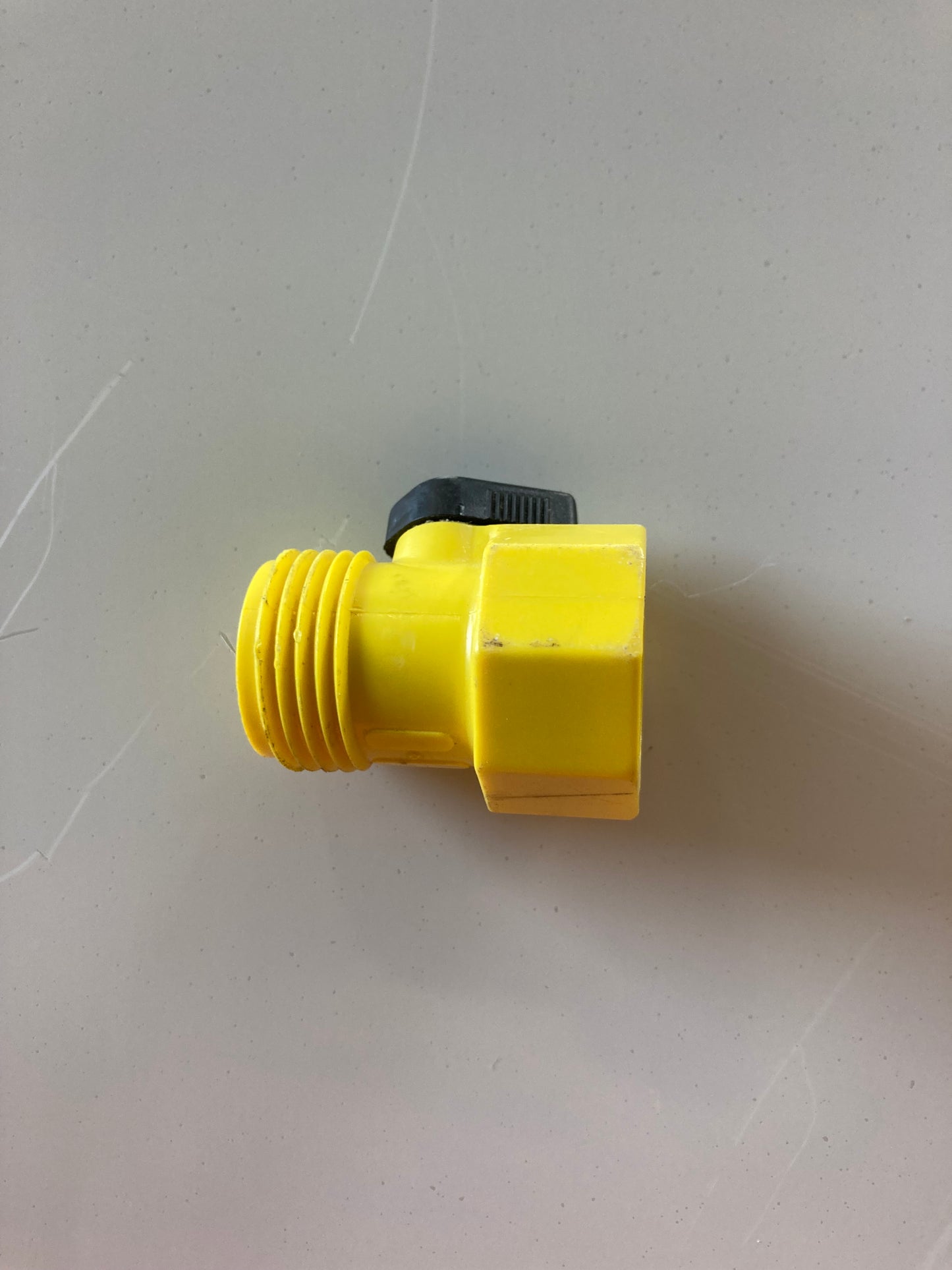 Water tank accessories/fittings